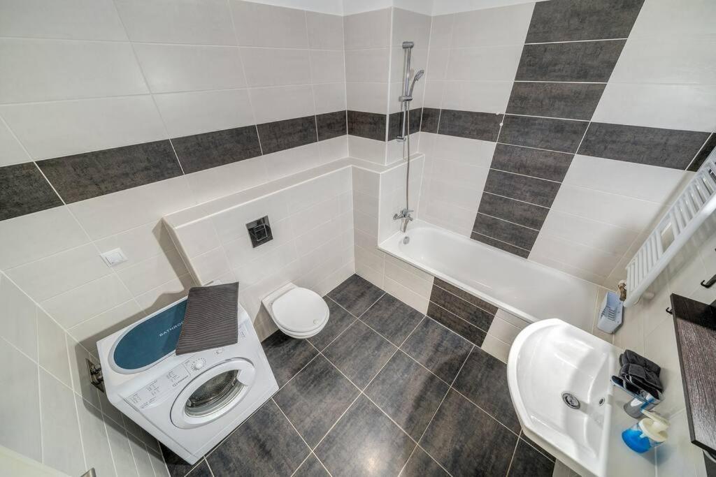 Elagant City Nest Two بودابست المظهر الخارجي الصورة